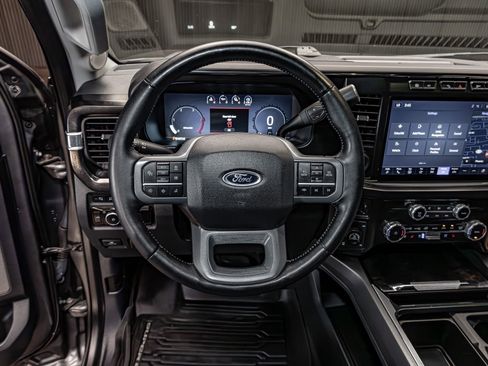 Used 2023 Ford F250 Lariat w/ Lariat Ultimate Package image 19