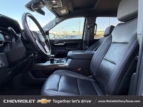 Used 2022 GMC Sierra 1500 Elevation w/ Elevation Premium Package AWD/4WD image 32