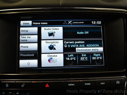 Used 2015 Jaguar XJ image 43