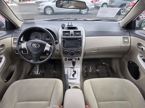 Used 2013 Toyota Corolla LE image 13