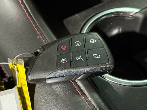 Used 2021 Chevrolet Suburban RST image 33