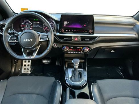 Used 2023 Kia Forte GT-Line image 12