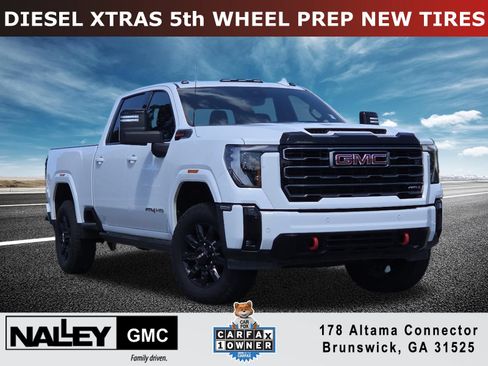 Used 2025 GMC Sierra 2500 AT4 w/ AT4 Premium Plus Package AWD/4WD image 1