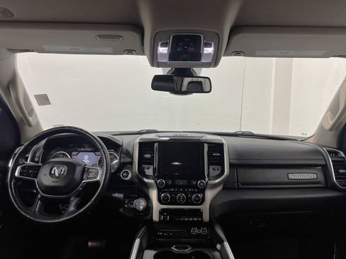 Used 2019 RAM 1500 Laramie AWD/4WD image 3