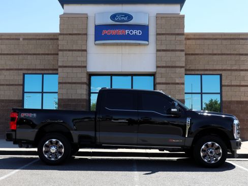 Used 2026 Ford F350 King Ranch w/ FX4 Off-Road Package AWD/4WD image 5