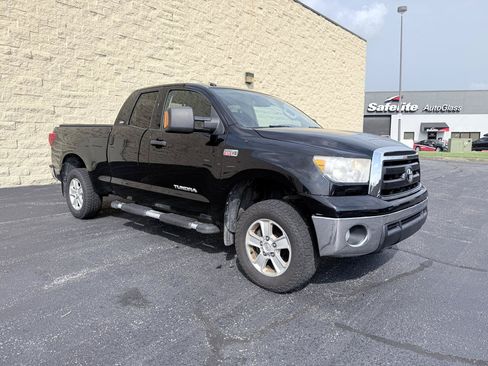 Used 2012 Toyota Tundra 4x4 Double Cab w/ SR5 Pkg image 7