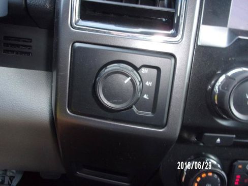 Used 2017 Ford F150 XLT w/ Equipment Group 302A Luxury AWD/4WD image 23