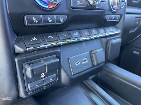 Used 2021 GMC Sierra 1500 AT4 w/ AT4 Value Package image 29