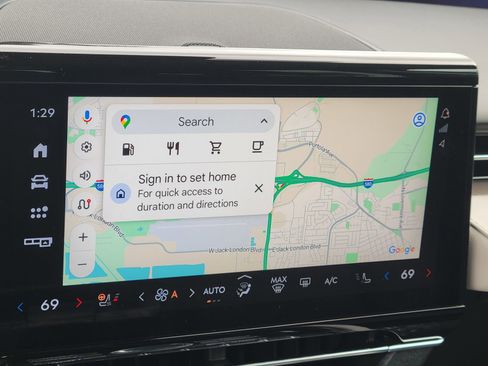 New 2025 Lincoln Nautilus Premier w/ Equipment Group 102A image 12