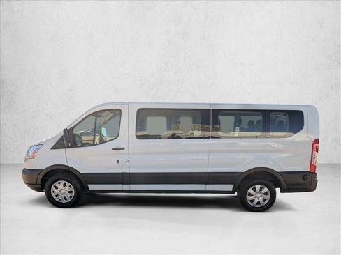 Used 2019 Ford Transit 350 XLT image 8