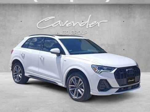 Used 2024 Audi Q3 2.0T Premium AWD/4WD image 2