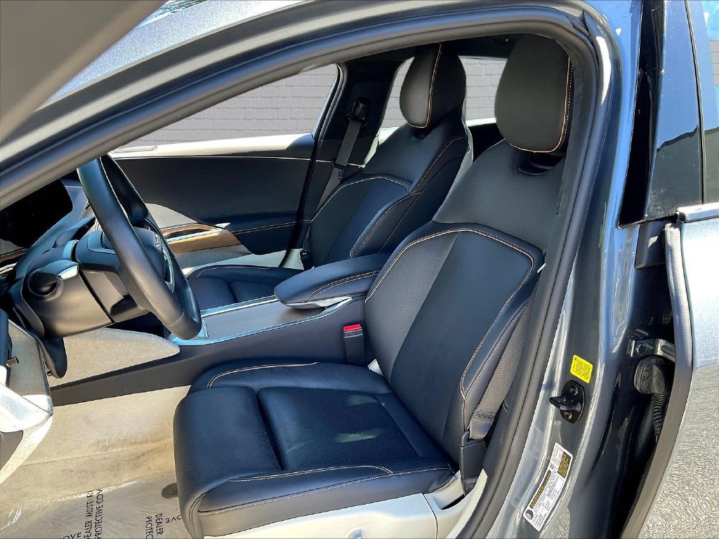 Used 2024 Lucid Air Pure RWD image 17
