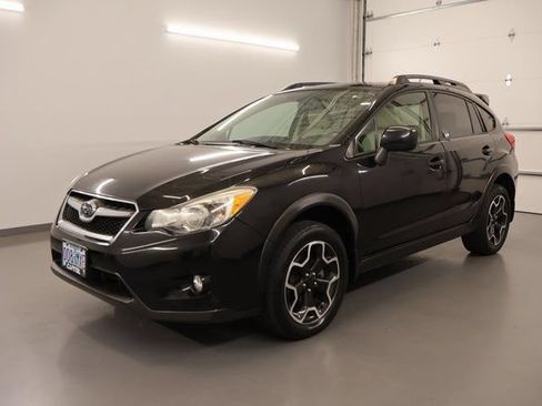 Used 2014 Subaru Crosstrek 2.0i Premium w/ Moonroof Package AWD/4WD image 5