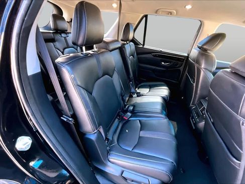 Used 2023 Honda Pilot EX-L image 19