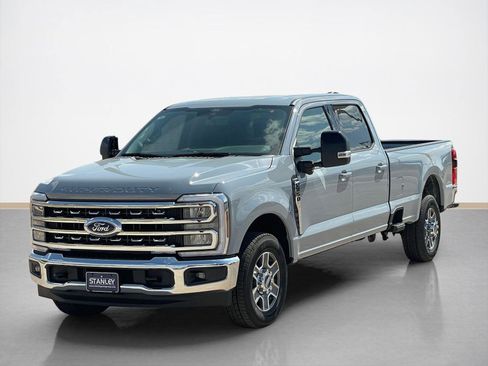 New 2026 Ford F350 Lariat image 3