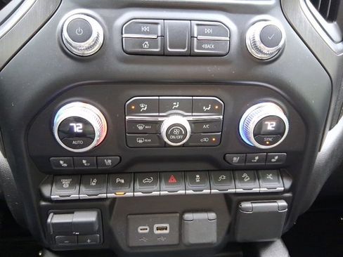 Used 2023 GMC Sierra 2500 AT4 w/ AT4 Premium Plus Package image 28