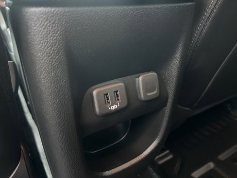 Used 2021 Chevrolet Colorado ZR2 image 22