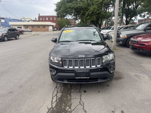 Used 2015 Jeep Compass High Altitude AWD/4WD image 2
