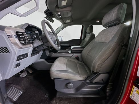 Used 2021 Ford F150 XLT image 13