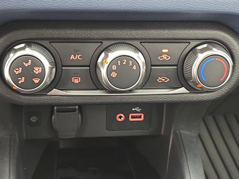 New 2025 Nissan Versa SV w/ Trunk Package image 23