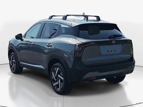 Used 2026 Nissan Kicks SV w/ SV Premium Package FWD image 6