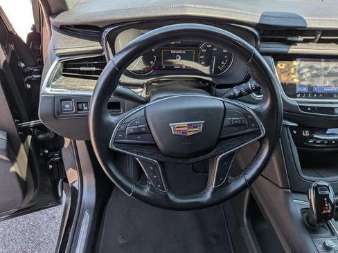 Used 2023 Cadillac XT5 Premium Luxury AWD/4WD image 15