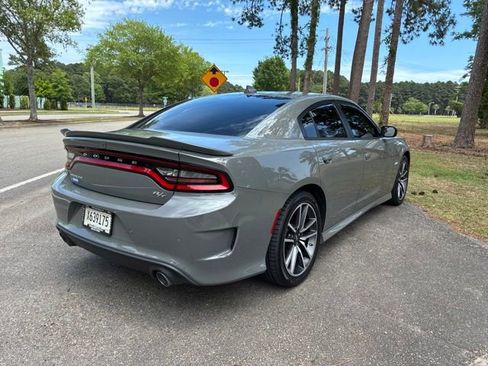 Used 2023 Dodge Charger R/T RWD image 3