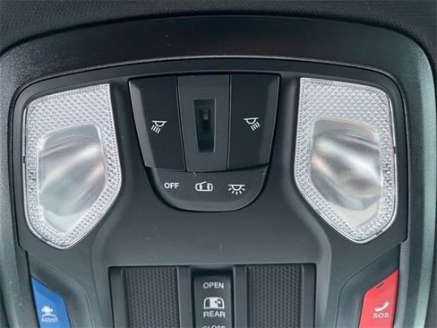 Used 2024 RAM 1500 Big Horn image 38