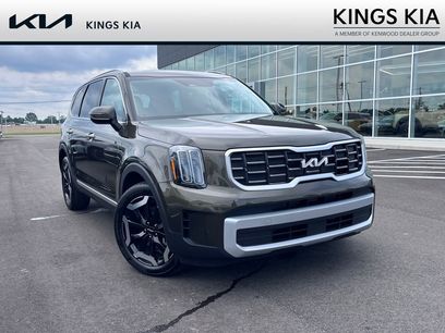 Used 2025 Kia Telluride S