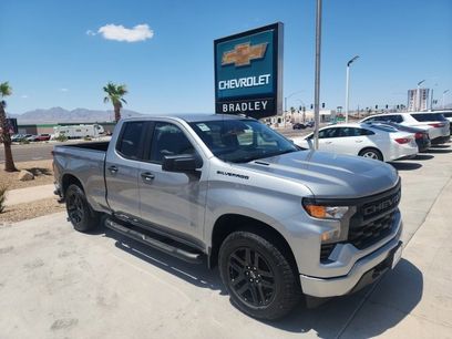 New 2025 Chevrolet Silverado 1500 Custom w/ Turbomax Blackout Package