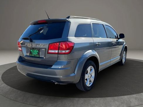 Used 2013 Dodge Journey SE image 4