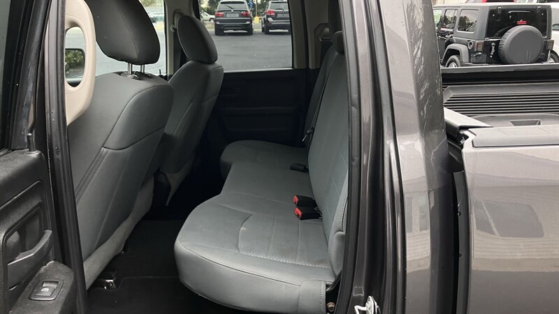 Used 2019 RAM 1500 Express w/ Express Value Package AWD/4WD image 11
