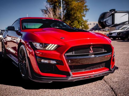 Used 2021 Ford Mustang Shelby GT500 w/ Technology Package image 9