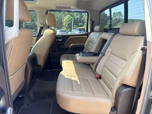 Used 2018 GMC Sierra 1500 Denali w/ Denali Ultimate Package AWD/4WD image 44