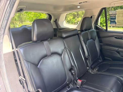 Used 2025 Honda Pilot EX-L image 34
