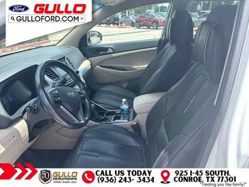 Used 2017 Hyundai Tucson Sport FWD image 4
