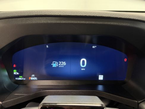 Used 2025 Ford Explorer ST-Line w/ Premium Package image 16