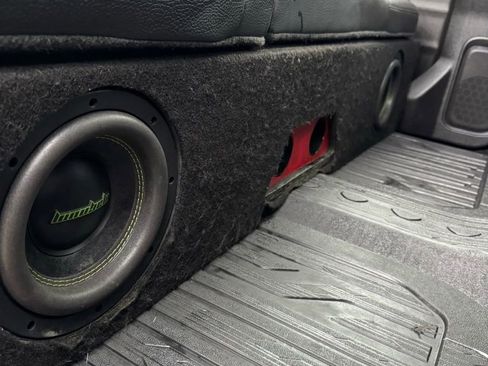 Used 2022 GMC Sierra 1500 Denali w/ Denali Premium Package image 15