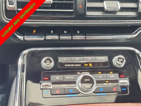 Used 2023 Lincoln Navigator L Reserve image 21