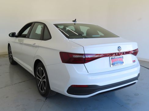 New 2026 Volkswagen Jetta Sport image 7