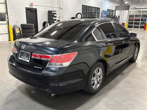 Used 2012 Honda Accord SE image 4