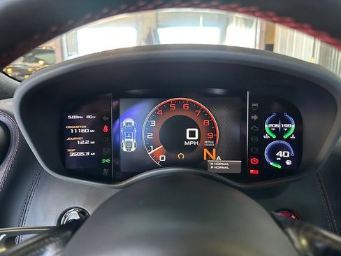 Used 2016 McLaren 570S Coupe RWD image 40