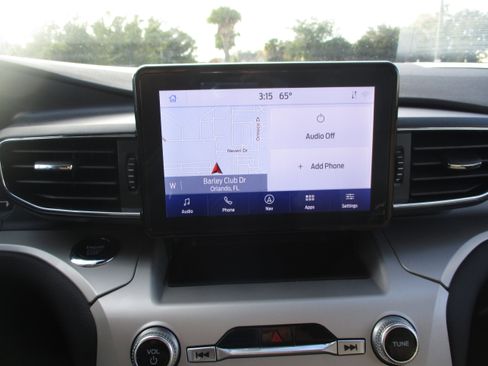 Certified 2024 Ford Explorer XLT w/ Equipment Group 202A image 18