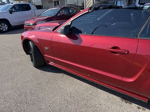 Used 2006 Ford Mustang GT Premium image 14