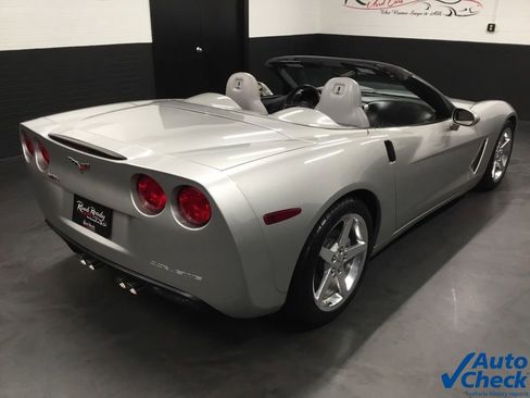 Used 2005 Chevrolet Corvette Convertible w/ Preferred Equipment Group image 11