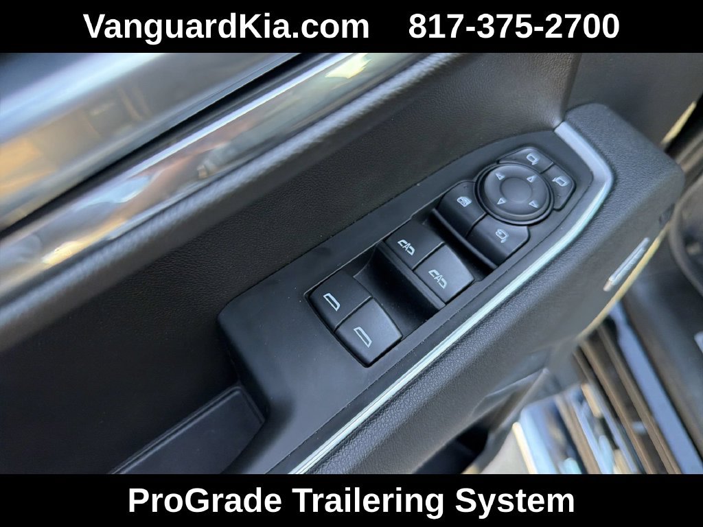 Used 2026 GMC Sierra 1500 SLT AWD/4WD image 17
