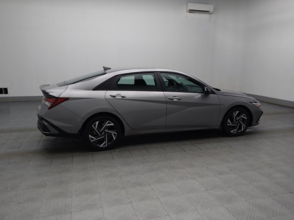 Used 2025 Hyundai Elantra Sport FWD image 10