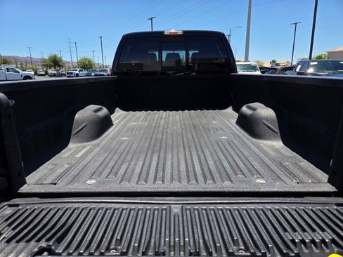 Used 2016 Ford F350 Lariat w/ Lariat Ultimate Package AWD/4WD image 14