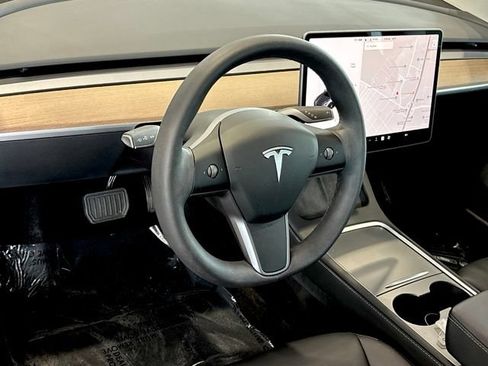 Used 2023 Tesla Model 3 Standard Range RWD image 13