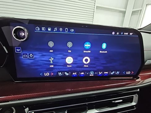 Certified 2024 Chevrolet Traverse RS w/ LPO, Floor Liner Package image 16